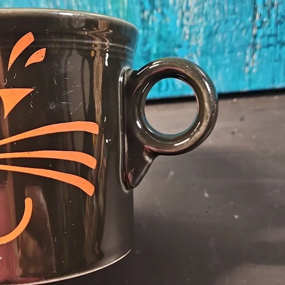 Retired Fiesta exclusive Black Cat Tom & Jerry mug. - Picture 2 of 3